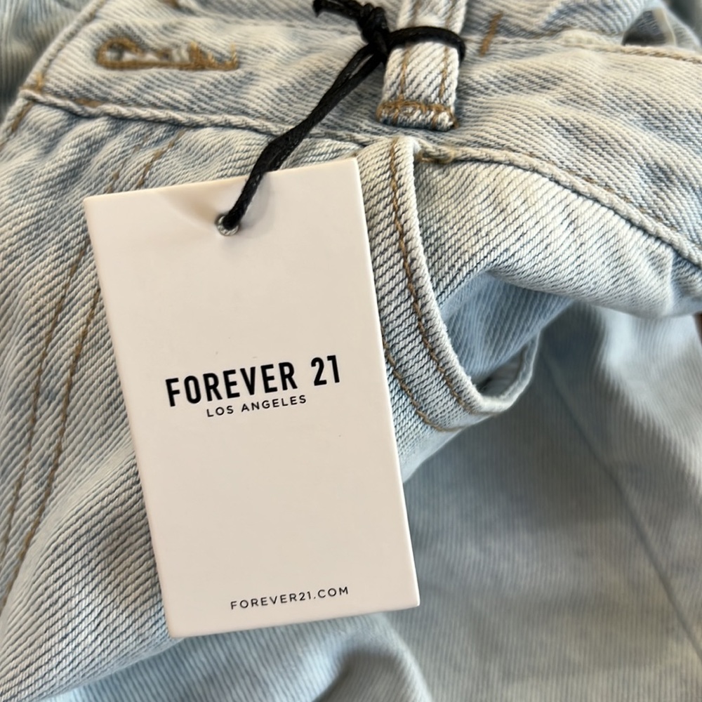 NWT{Forever 21}Sz 25 Cut Out Straight Leg Light Denim Jeans - Picture 15 of 16